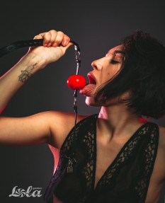 Кляп Party Hard Love Spell Red